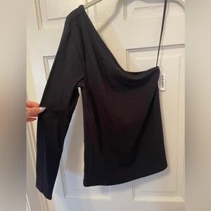 NWT one sleeve top